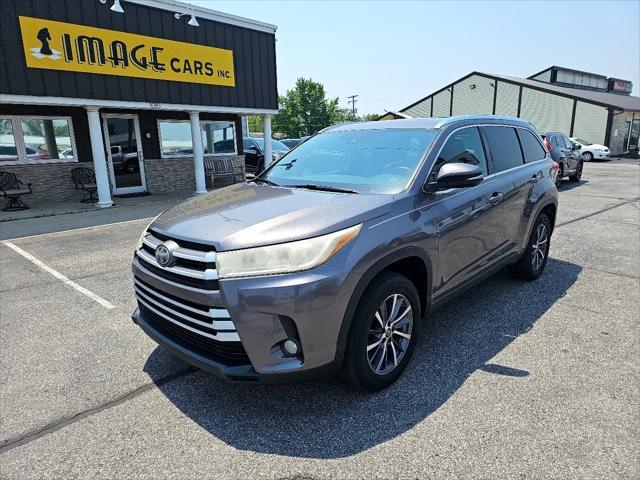 used 2018 Toyota Highlander car, priced at $21,495