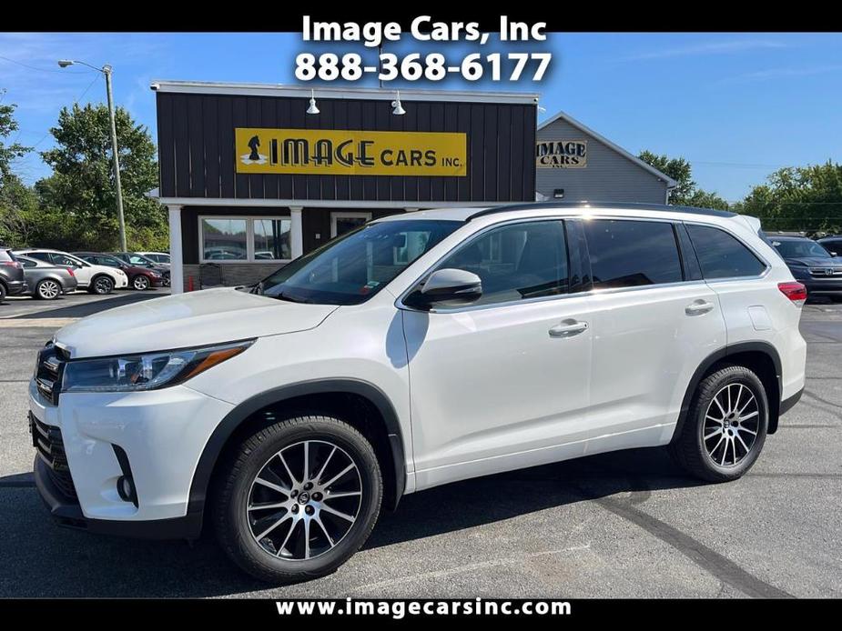 used 2018 Toyota Highlander car, priced at $27,495