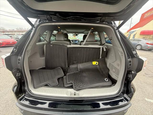 used 2016 Toyota Highlander Hybrid car, priced at $17,495