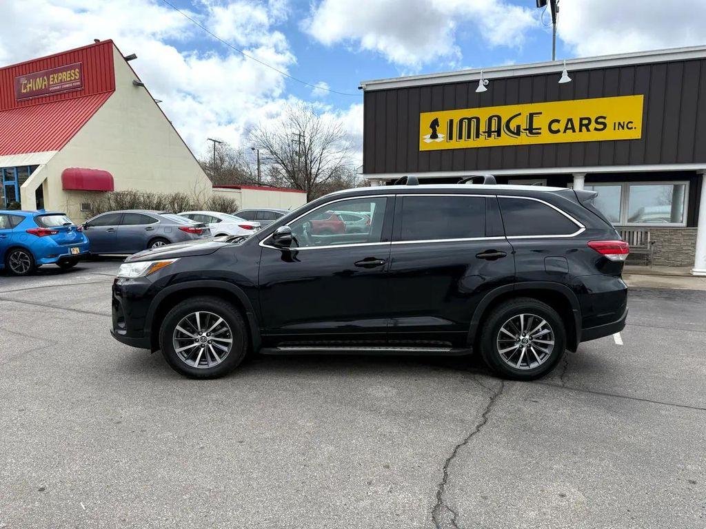 used 2018 Toyota Highlander car, priced at $21,376
