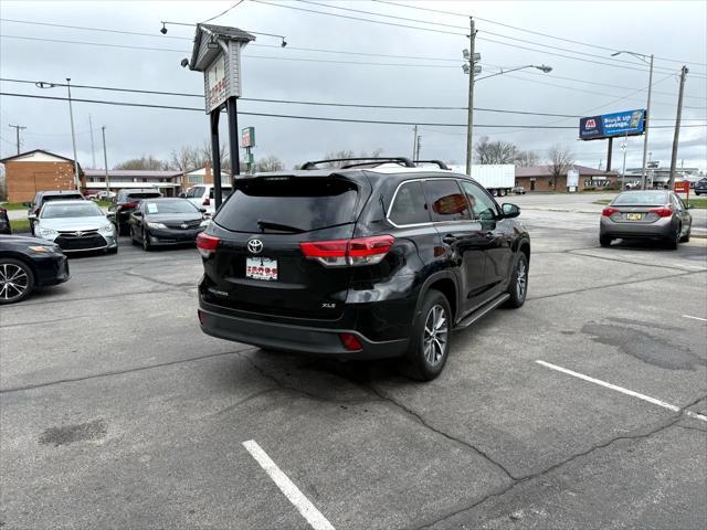 used 2018 Toyota Highlander car, priced at $21,895