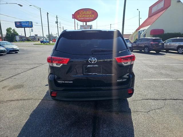 used 2019 Toyota Highlander car, priced at $25,495