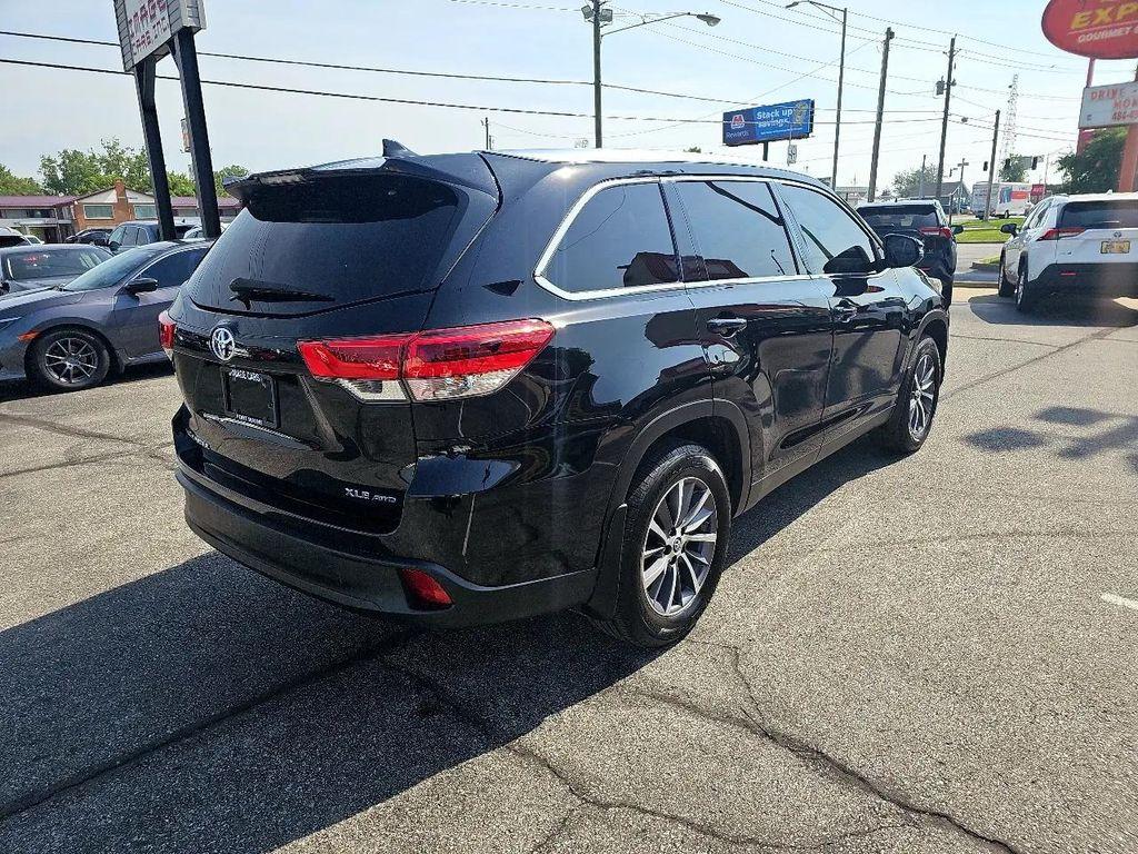 used 2019 Toyota Highlander car, priced at $24,995