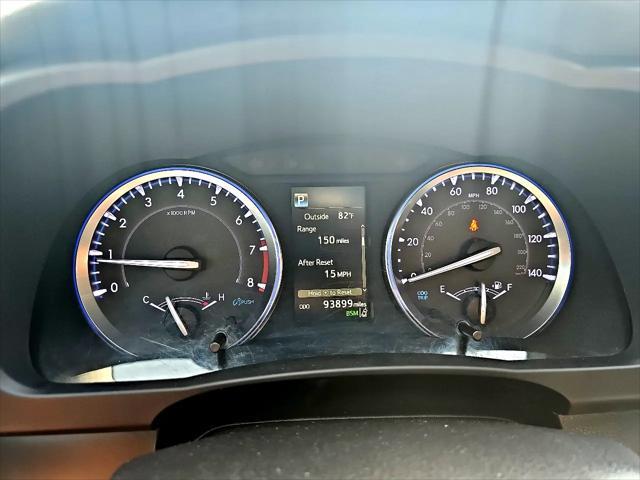 used 2019 Toyota Highlander car, priced at $25,495
