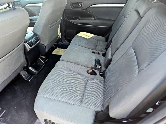 used 2019 Toyota Highlander car, priced at $23,495