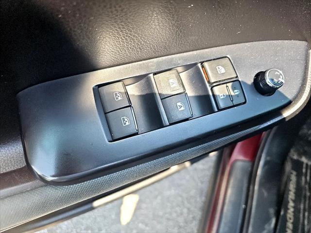 used 2019 Toyota Highlander car, priced at $23,495
