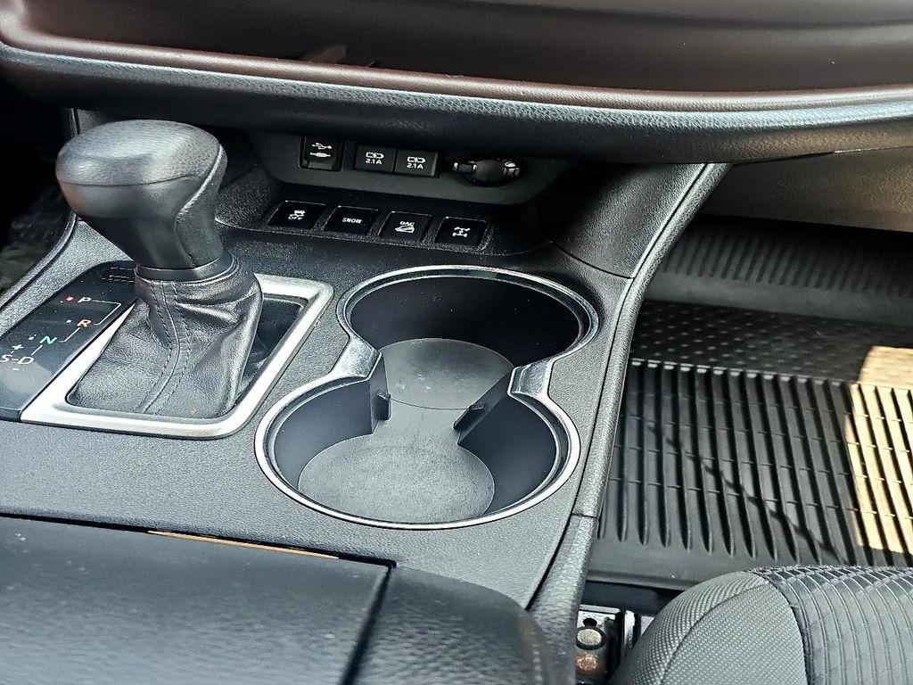used 2019 Toyota Highlander car, priced at $23,495