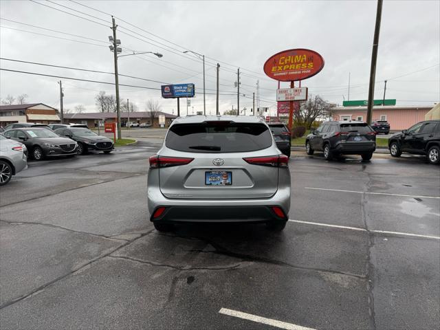 used 2021 Toyota Highlander car, priced at $23,495