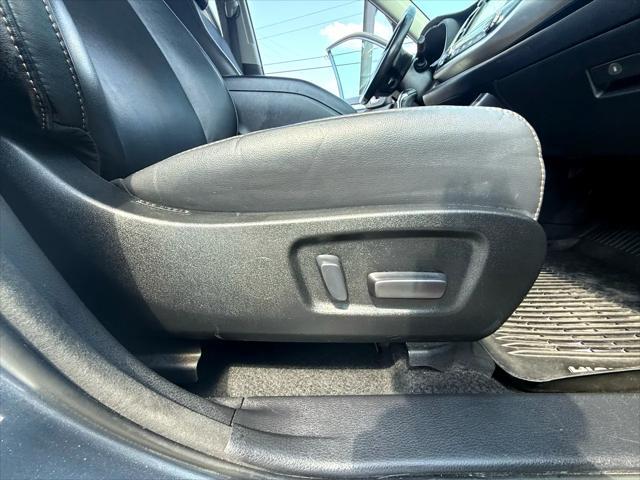 used 2018 Toyota Highlander car, priced at $22,495