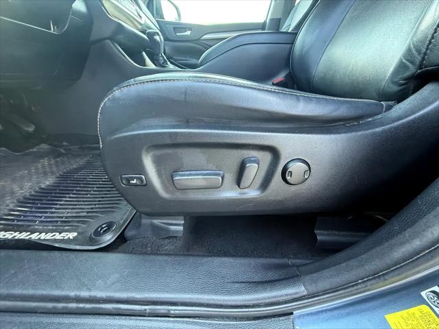 used 2018 Toyota Highlander car, priced at $22,495