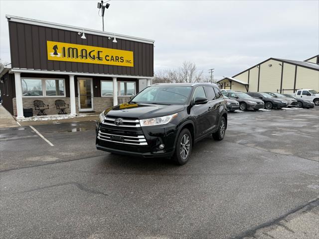 used 2018 Toyota Highlander car, priced at $21,681