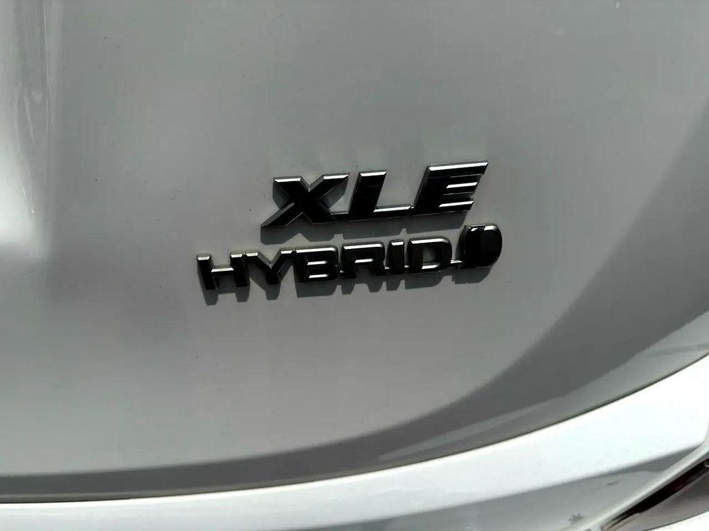 used 2018 Toyota RAV4 Hybrid car, priced at $18,995