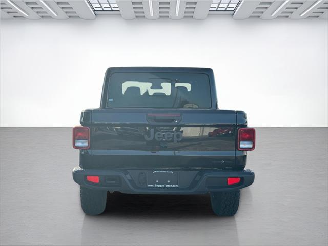 new 2025 Jeep Gladiator car, priced at $41,603