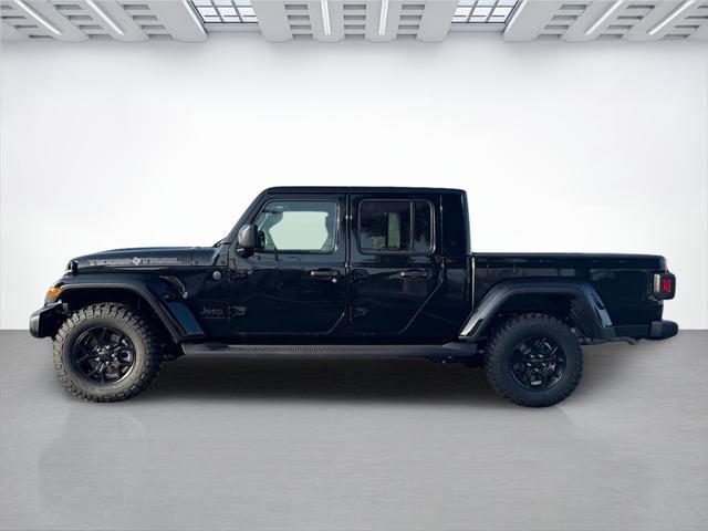 new 2025 Jeep Gladiator car, priced at $41,603