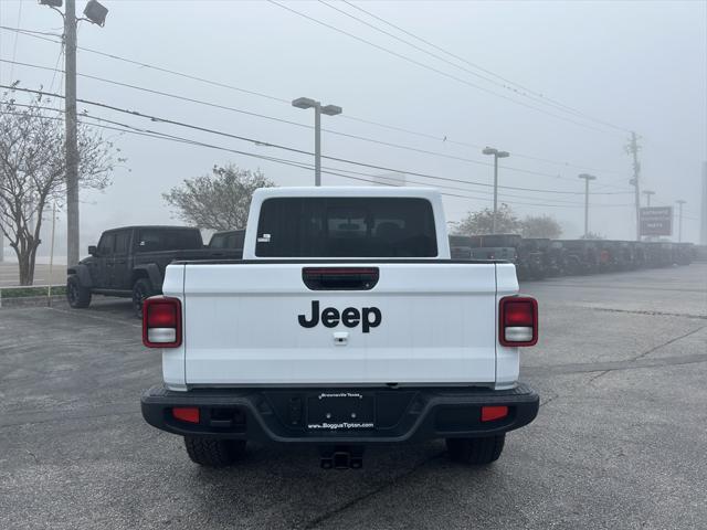 new 2025 Jeep Gladiator car, priced at $42,585