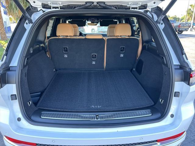 new 2025 Jeep Grand Cherokee car, priced at $55,957