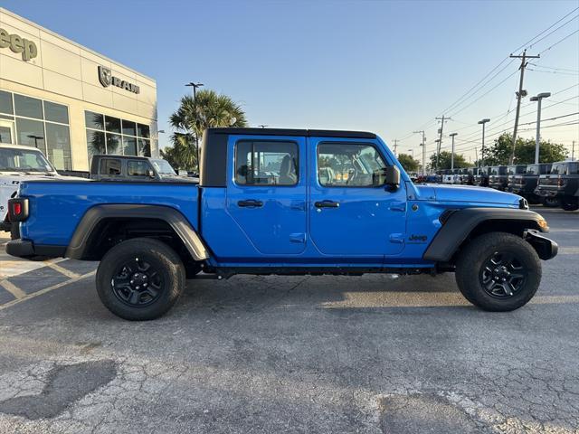 new 2024 Jeep Gladiator car, priced at $44,440