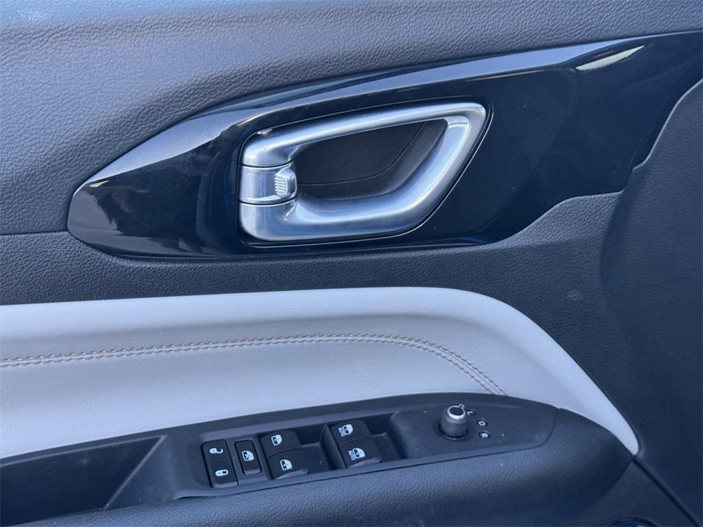 new 2025 Jeep Compass car, priced at $29,335