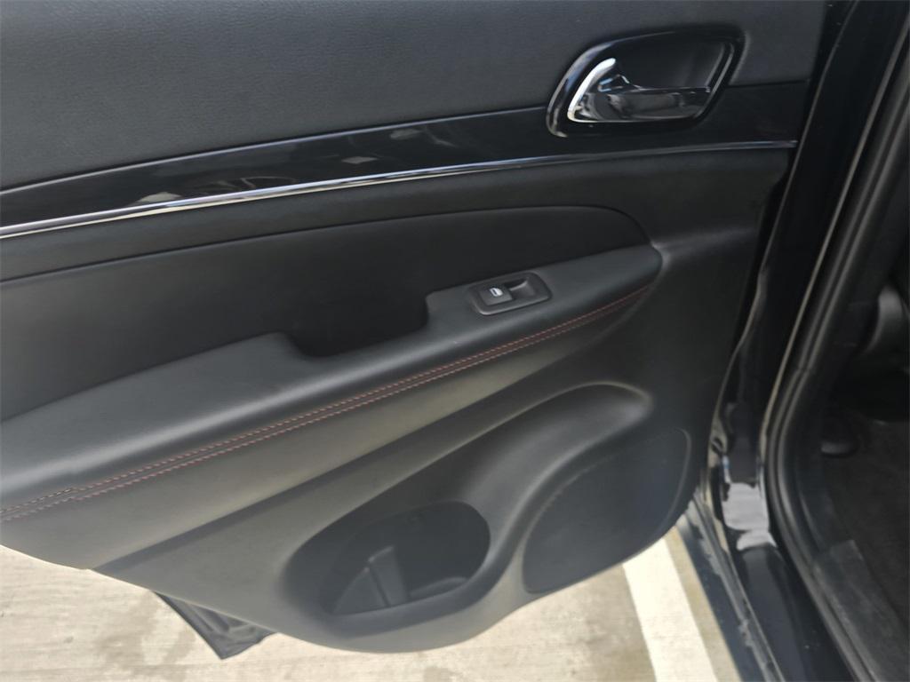 used 2021 Jeep Grand Cherokee car, priced at $26,985