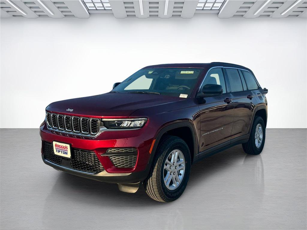new 2025 Jeep Grand Cherokee car, priced at $37,375