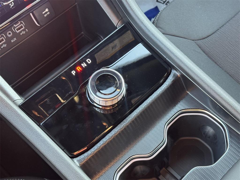 new 2025 Jeep Grand Cherokee car, priced at $37,375