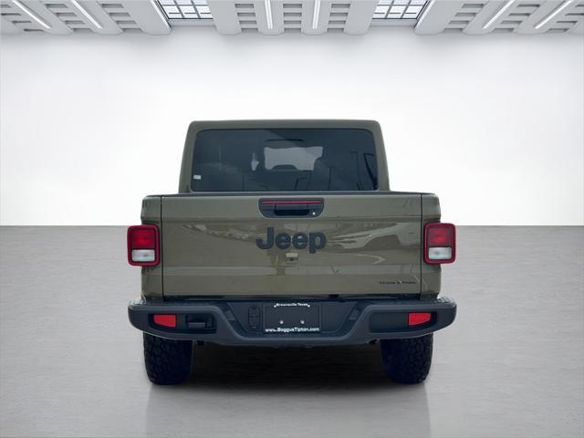 new 2025 Jeep Gladiator car, priced at $41,603