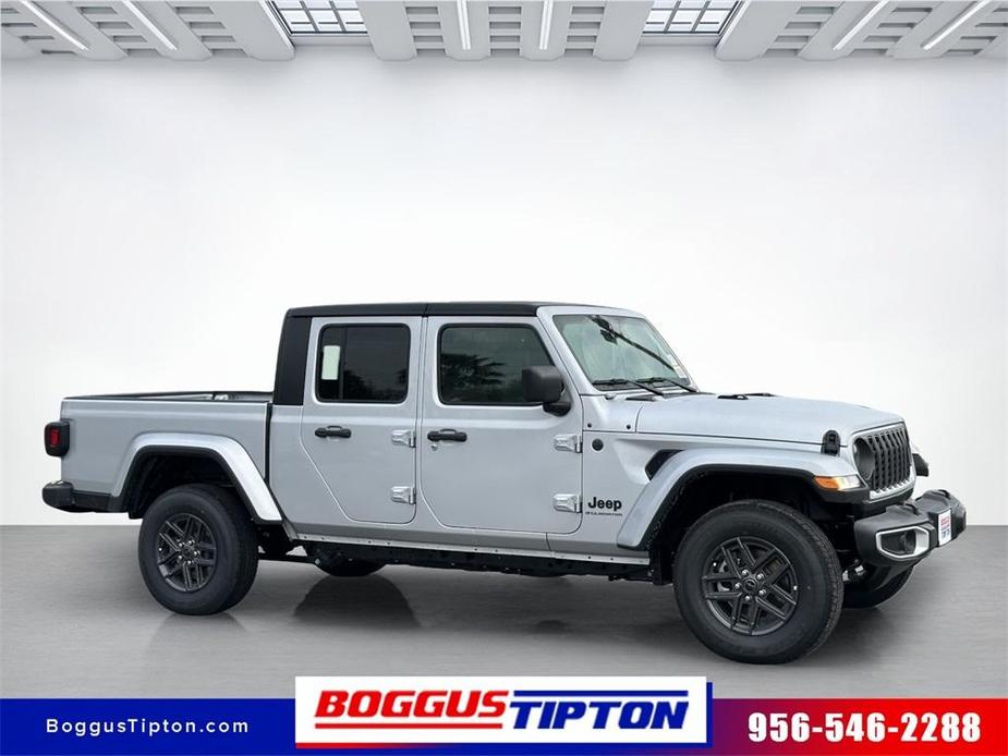 new 2024 Jeep Gladiator car, priced at $45,329