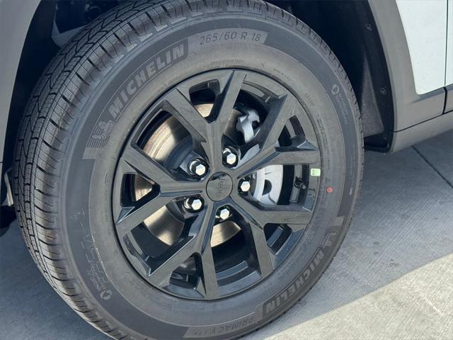 new 2025 Jeep Grand Cherokee car, priced at $38,130