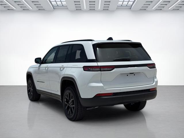 new 2025 Jeep Grand Cherokee car, priced at $38,130