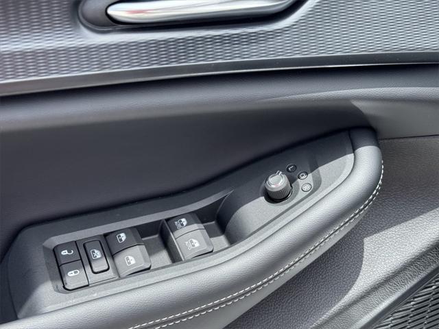 new 2025 Jeep Grand Cherokee car, priced at $38,130