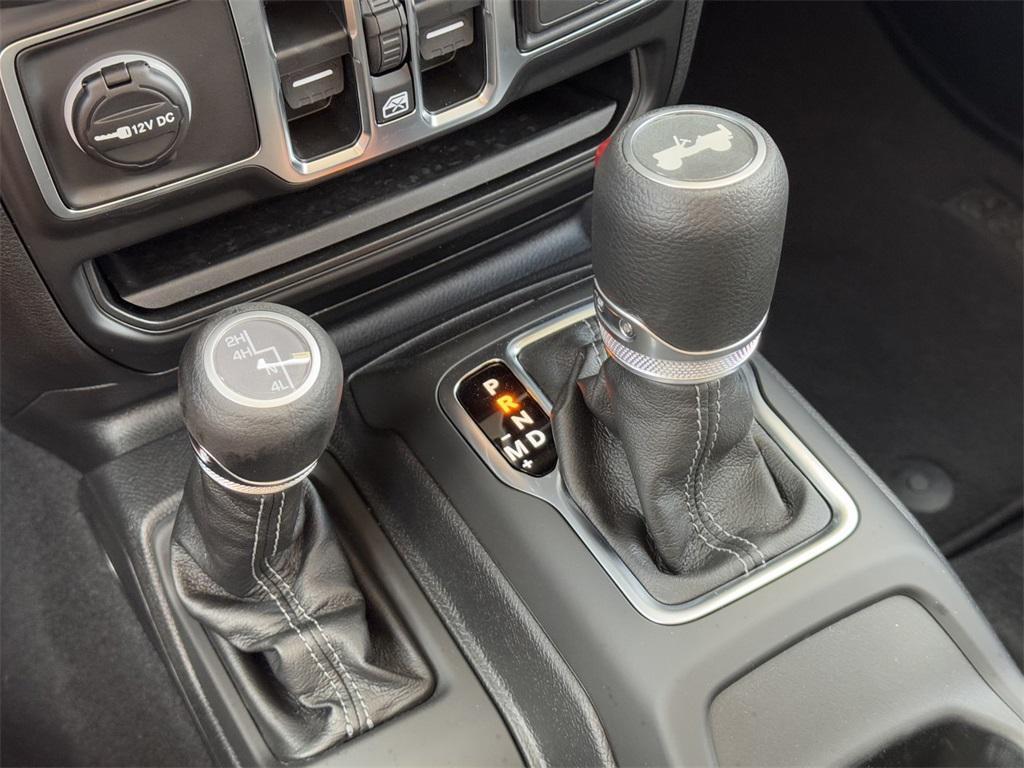 new 2025 Jeep Wrangler car, priced at $35,680