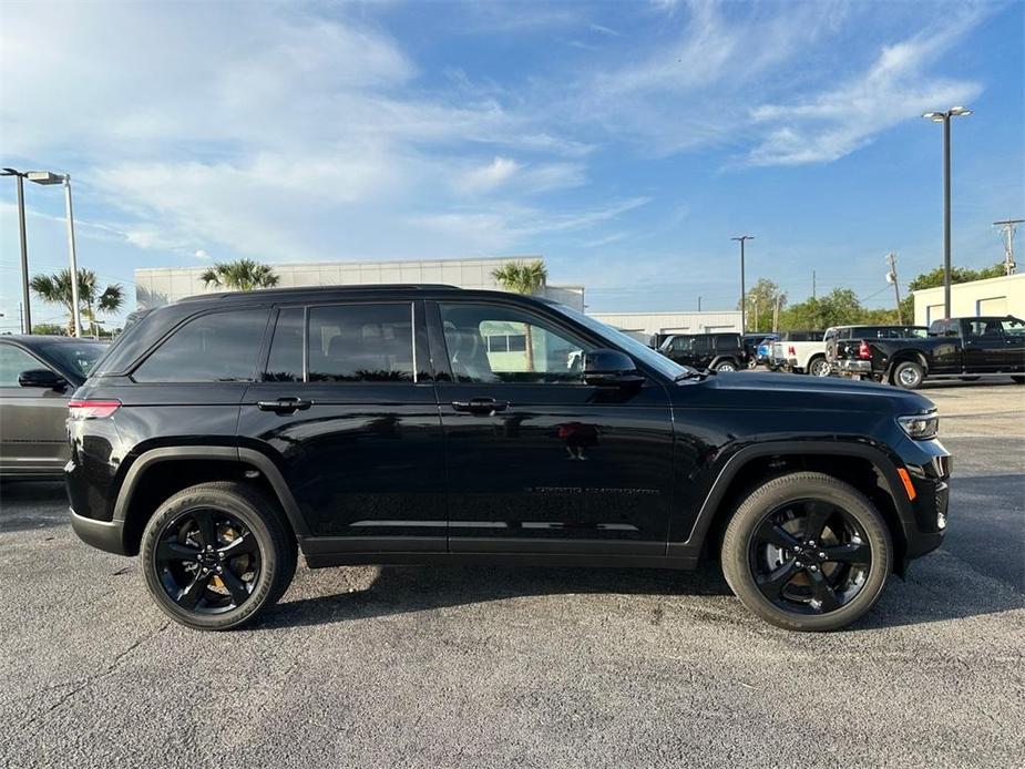 new 2023 Jeep Grand Cherokee car, priced at $43,125