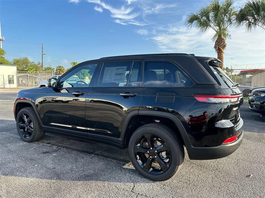 new 2023 Jeep Grand Cherokee car, priced at $43,125