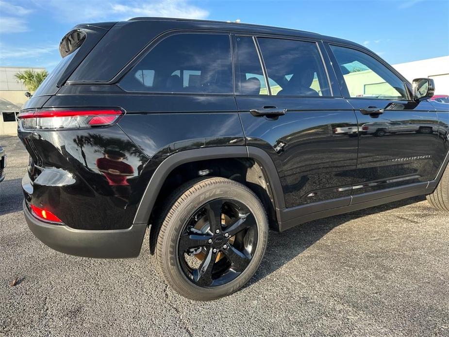 new 2023 Jeep Grand Cherokee car, priced at $43,125