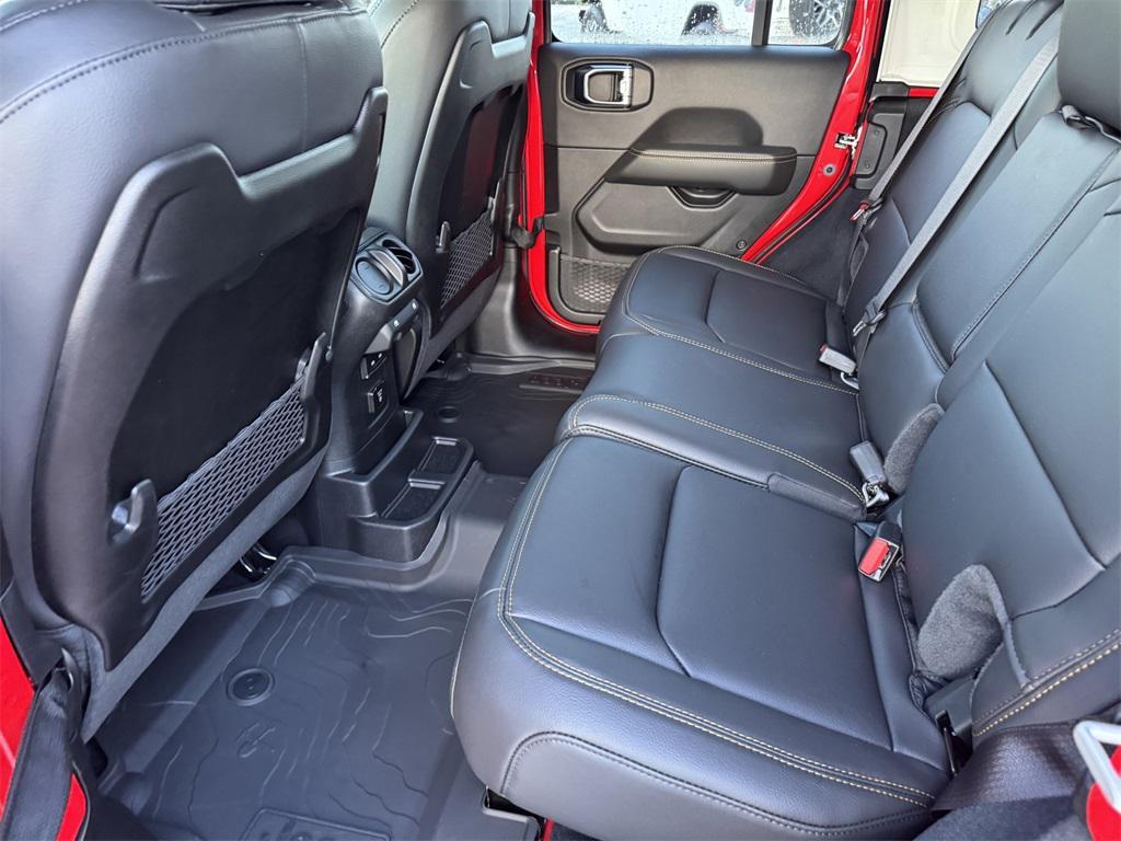 new 2025 Jeep Wrangler car, priced at $47,620