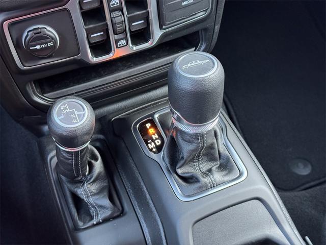 new 2025 Jeep Gladiator car, priced at $39,524