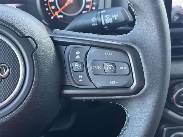 new 2025 Jeep Gladiator car, priced at $39,524