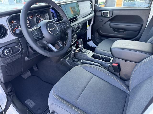 new 2025 Jeep Gladiator car, priced at $39,524