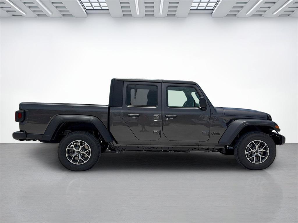 new 2025 Jeep Gladiator car, priced at $35,745