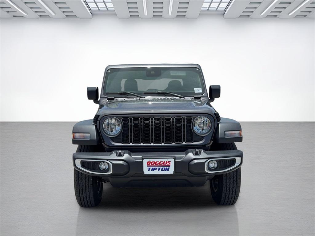 new 2025 Jeep Gladiator car, priced at $35,745
