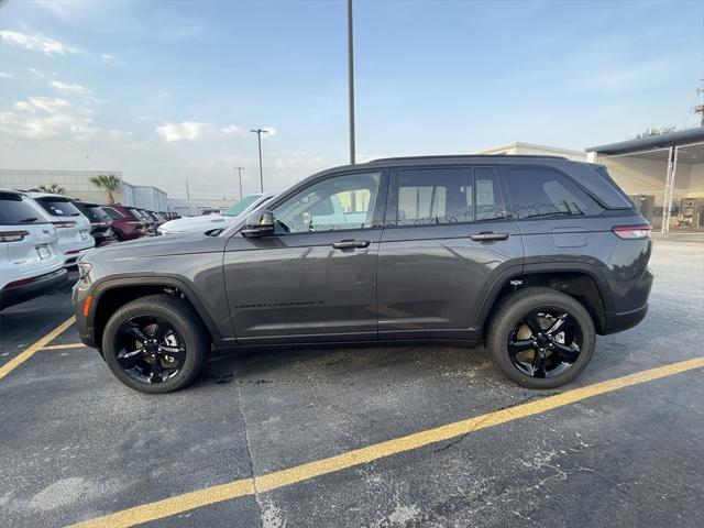 new 2023 Jeep Grand Cherokee car, priced at $42,430