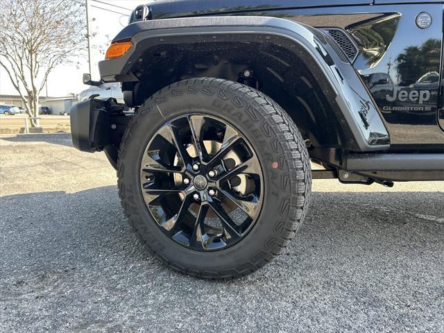 new 2025 Jeep Gladiator car, priced at $41,885