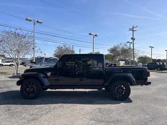 new 2025 Jeep Gladiator car, priced at $41,885