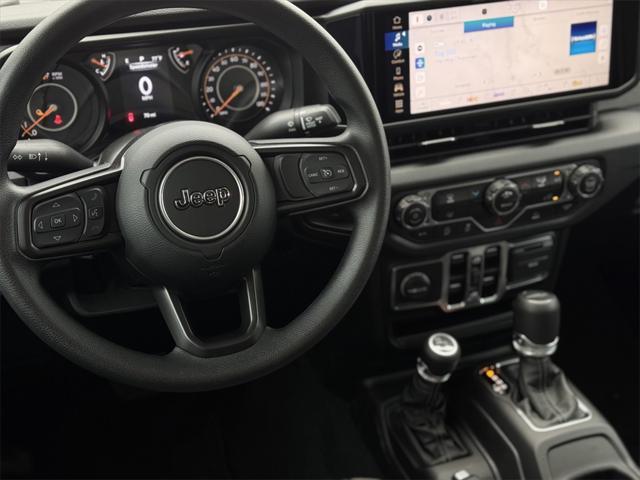 new 2025 Jeep Gladiator car, priced at $42,801