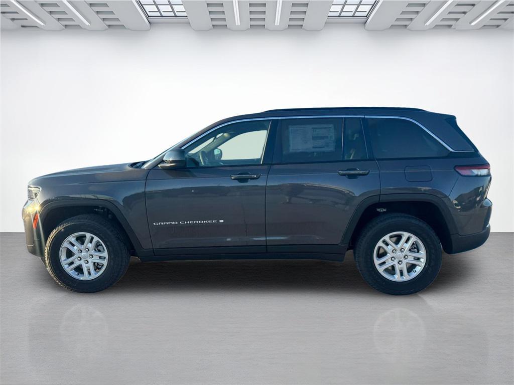 new 2025 Jeep Grand Cherokee car, priced at $37,375