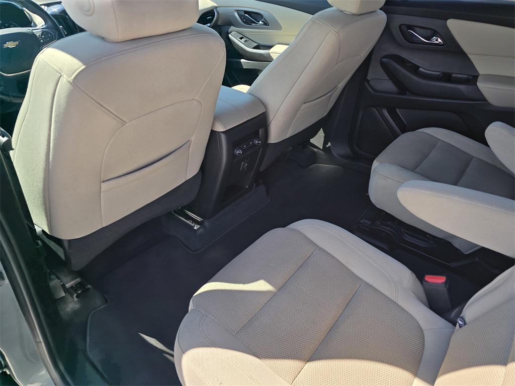 used 2022 Chevrolet Traverse car, priced at $26,245