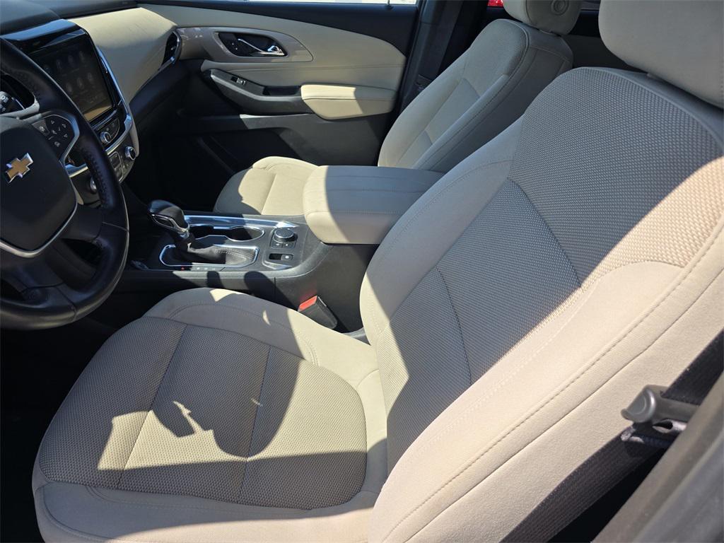 used 2022 Chevrolet Traverse car, priced at $26,245