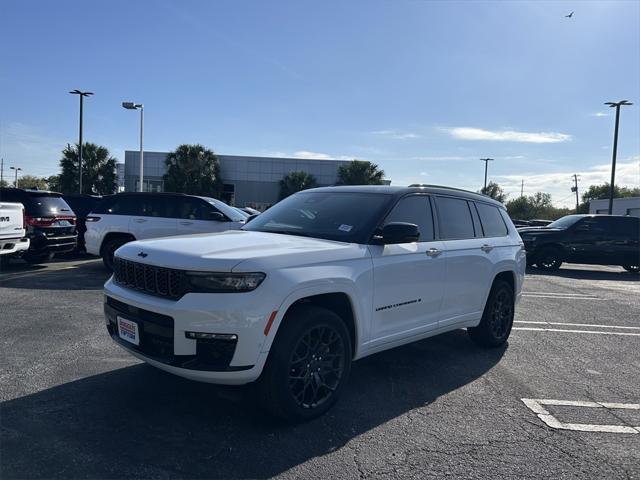 new 2025 Jeep Grand Cherokee L car, priced at $70,130