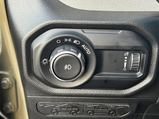 new 2025 Jeep Wrangler car, priced at $38,156