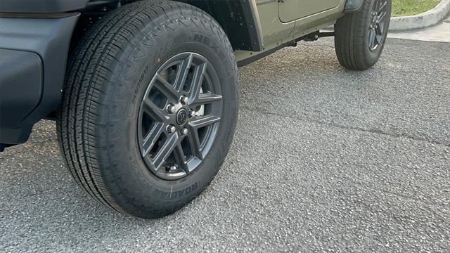 new 2025 Jeep Wrangler car, priced at $38,156